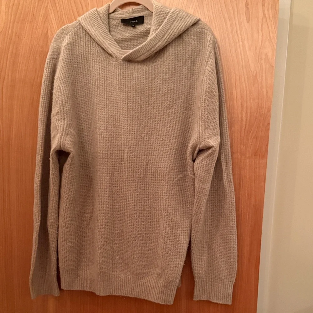 VINCE OATMEAL CASHMERE KNIT SWEATER, SIZE XL - Picture 1 of 4